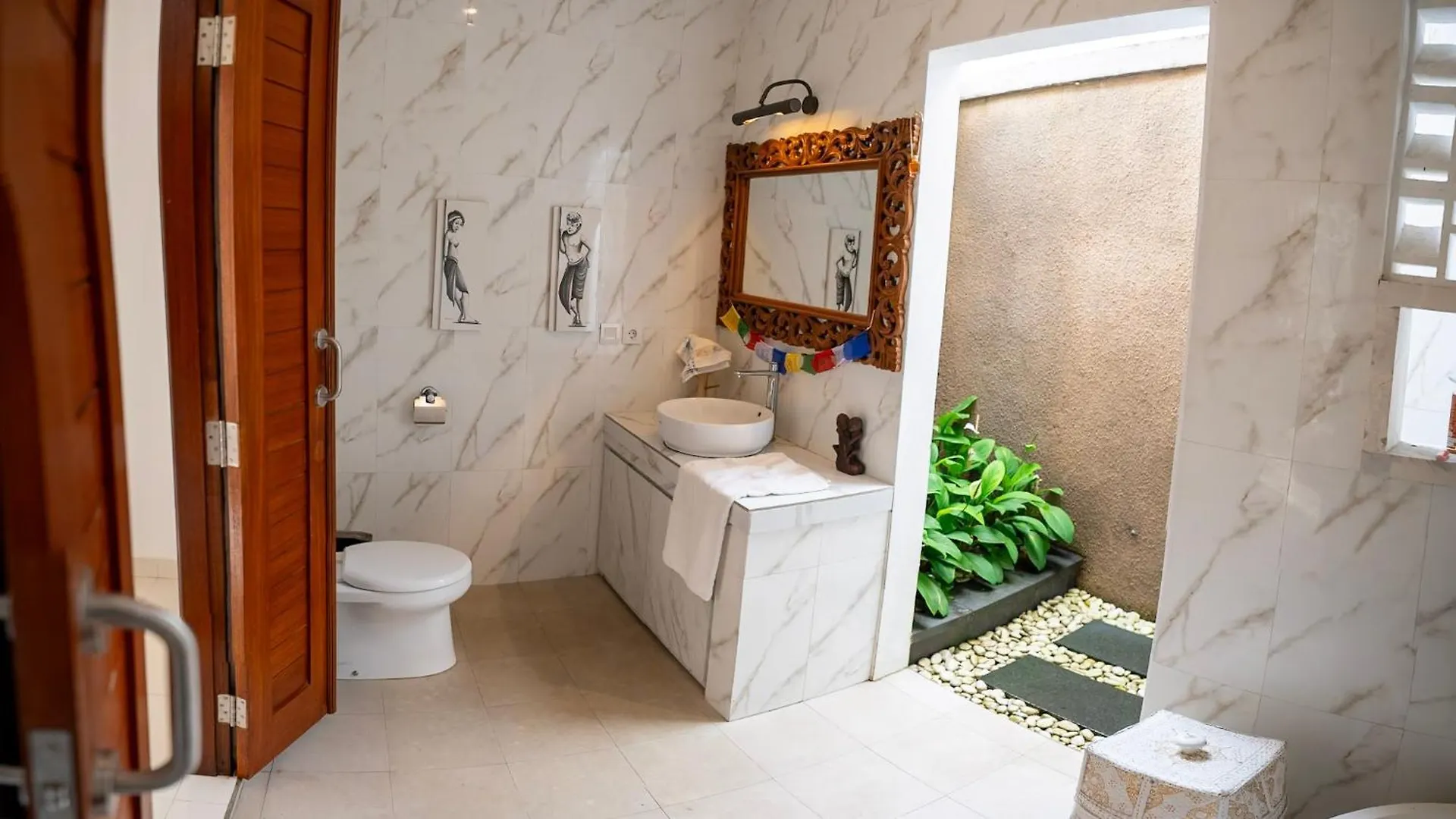 Modern Ubud Villa Parq Nearby 0*,