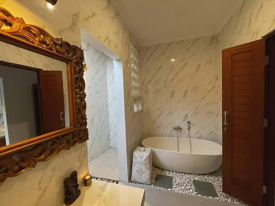 Modern Ubud Villa Parq Nearby
